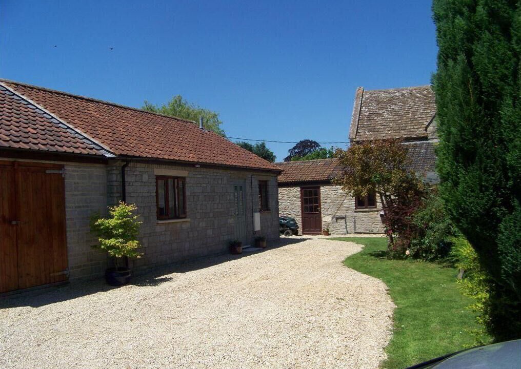 Photo of Others in Gastard