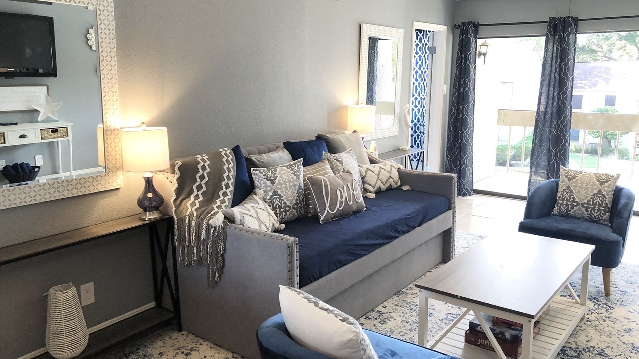 Photo of Livingroom in Walden on Lake Conroe