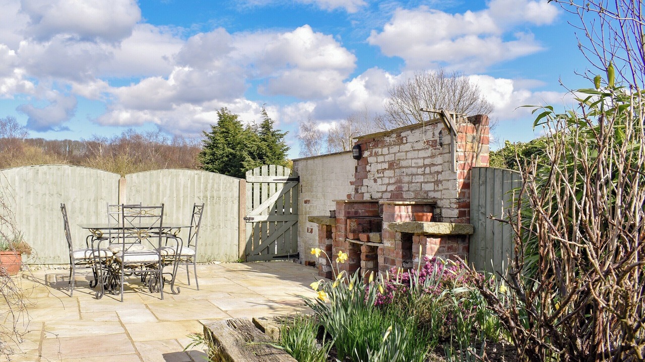 Photo of Outdoor in Chesterfield