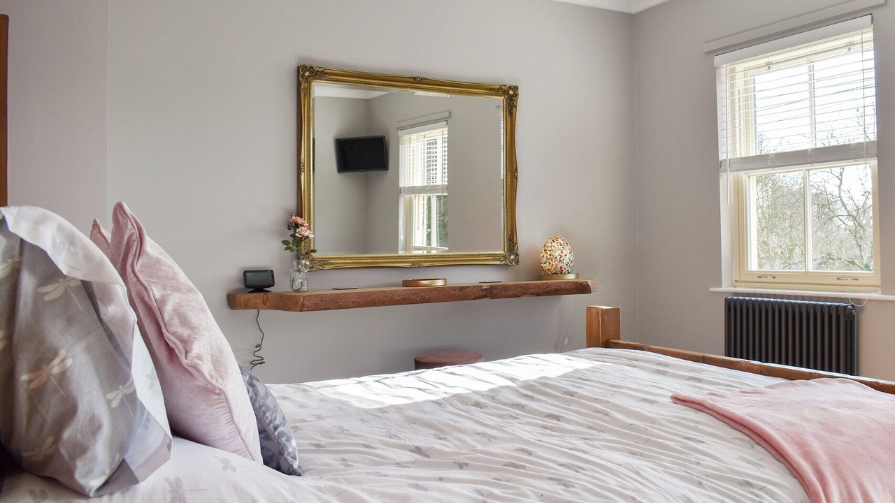 Photo of Others in Chesterfield