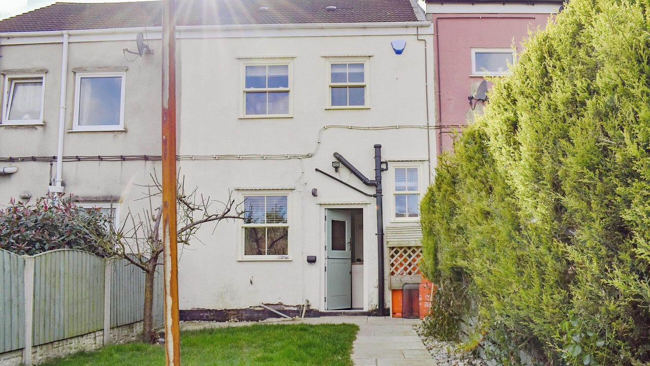 Photo of Outdoor in Chesterfield