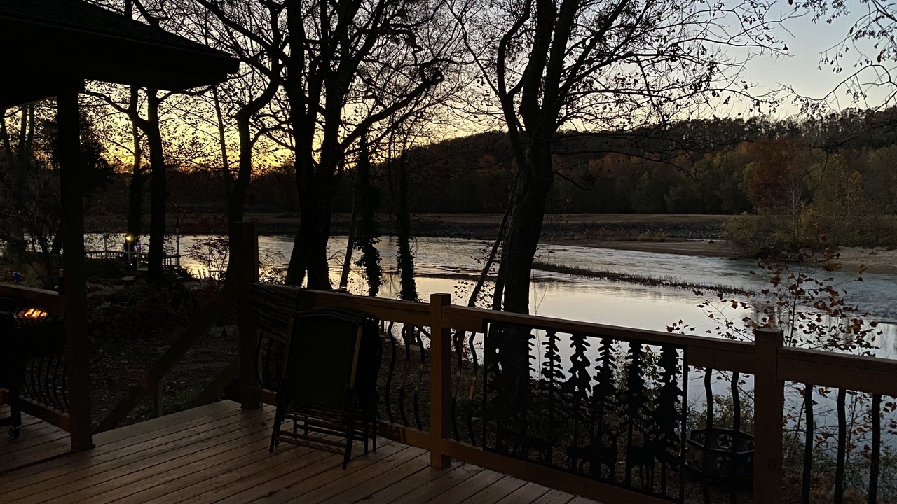 Photo of Patio Balcony in Doniphan