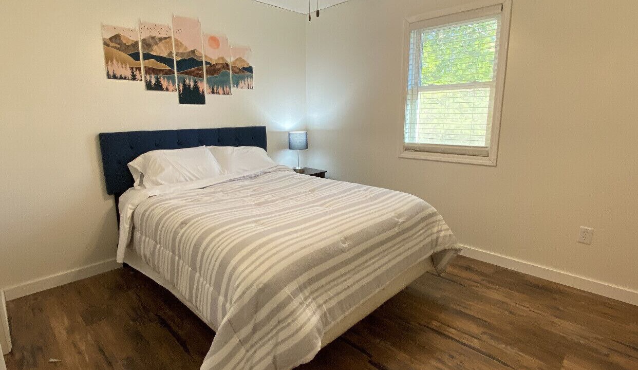 Photo of Others in Doniphan