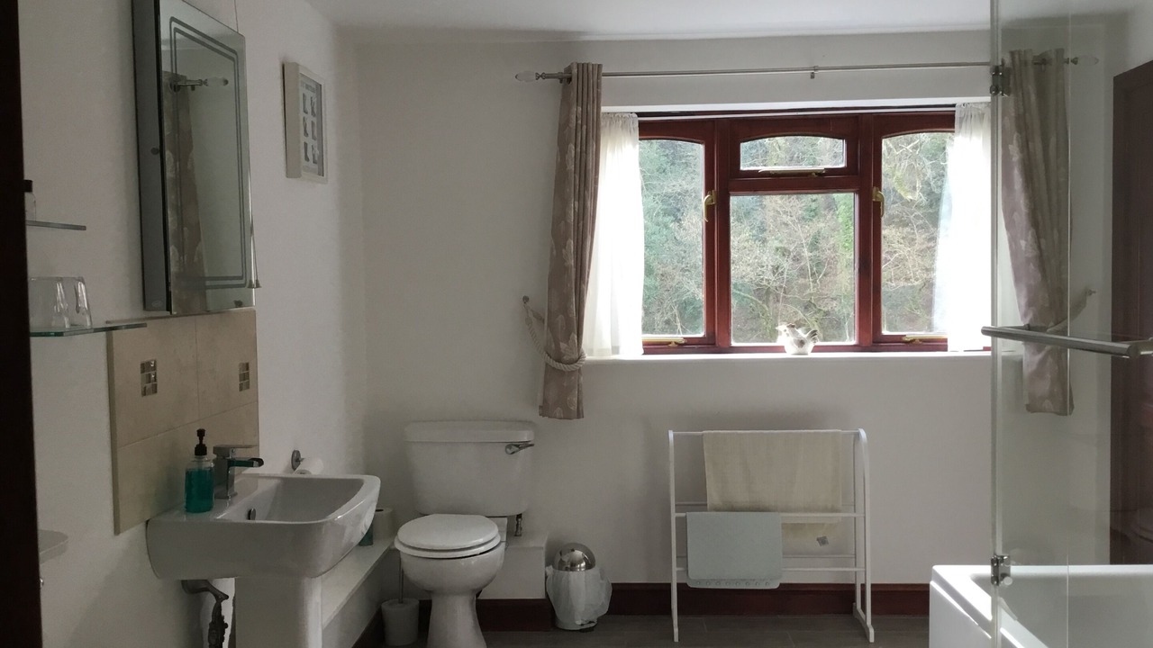 Photo of Bathroom in Kenn