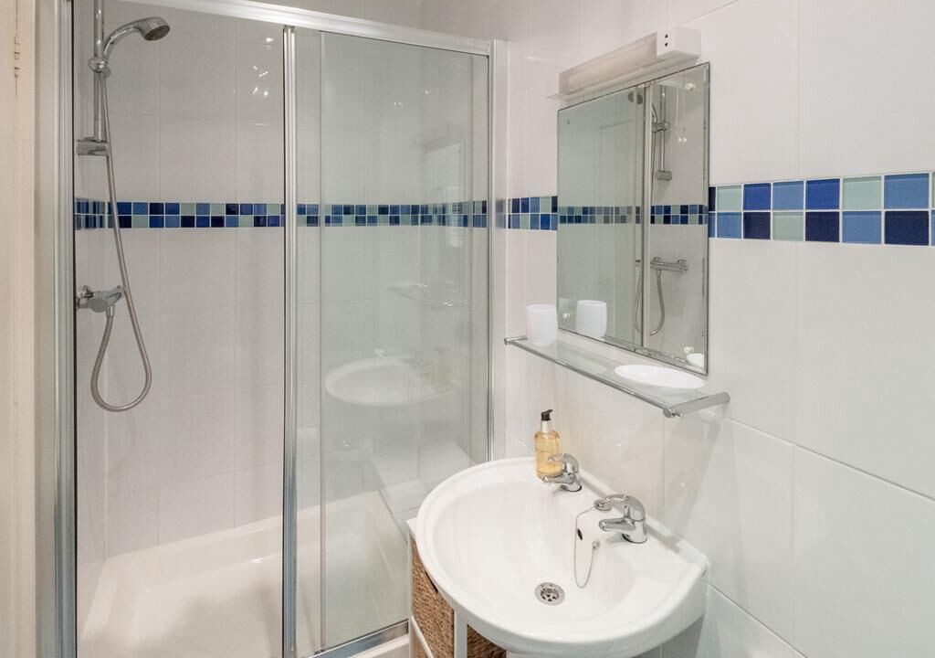 Photo of Bathroom in Shanklin