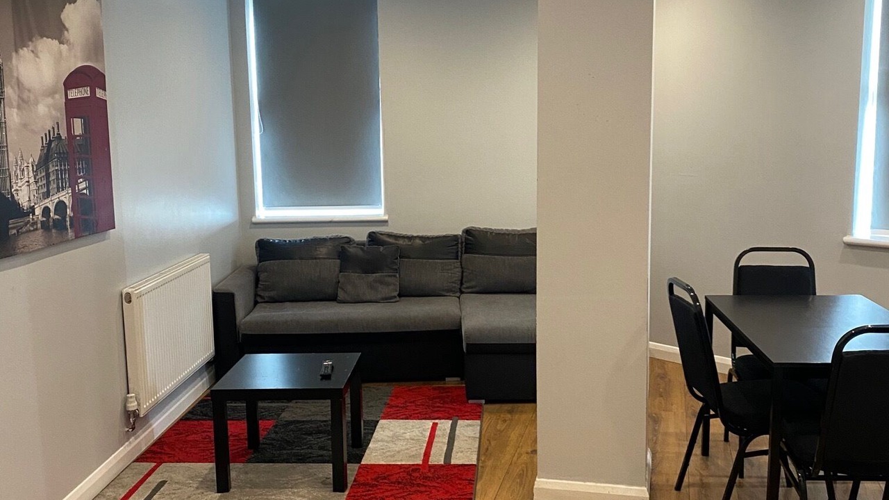 Photo of Bedroom in Leicester City Centre