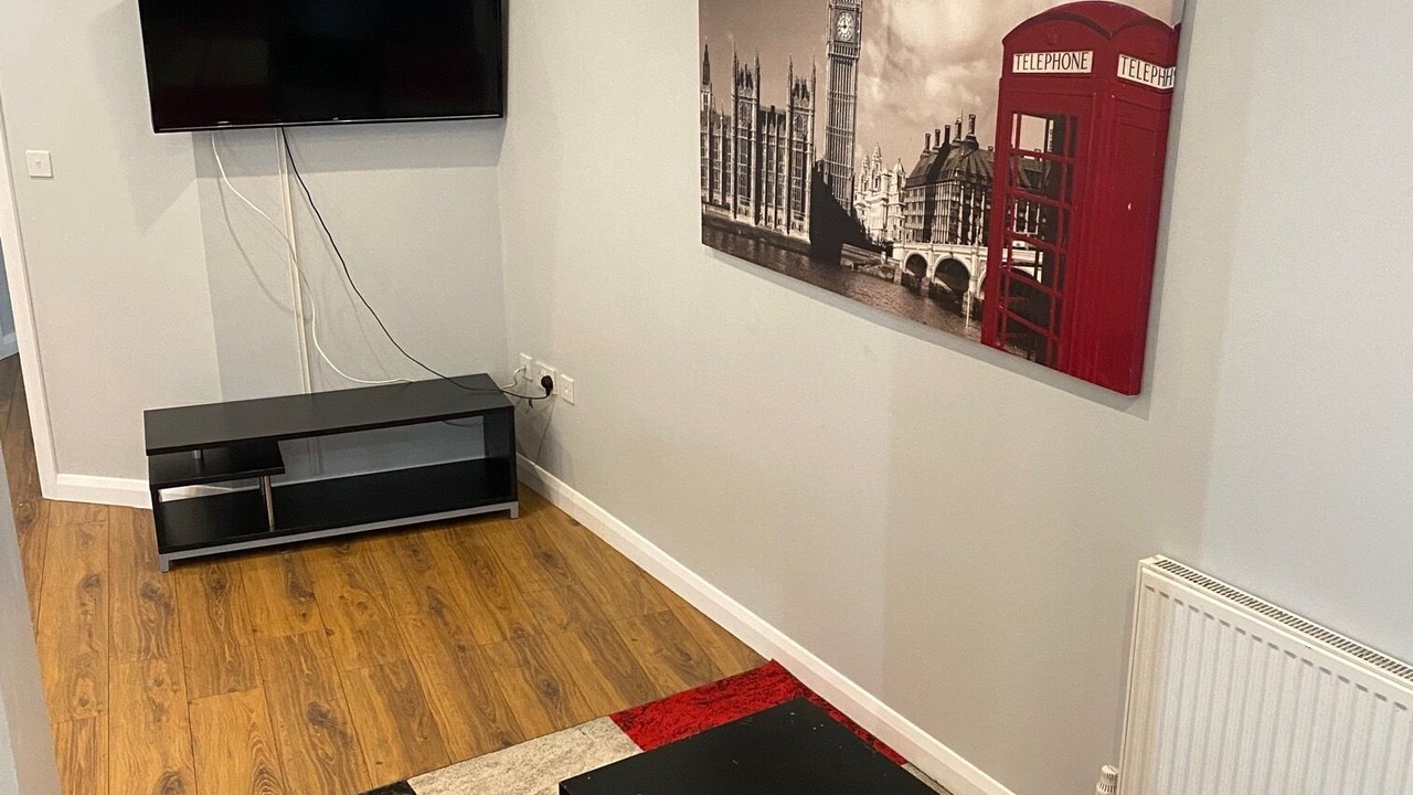 Photo of Bedroom in Leicester City Centre