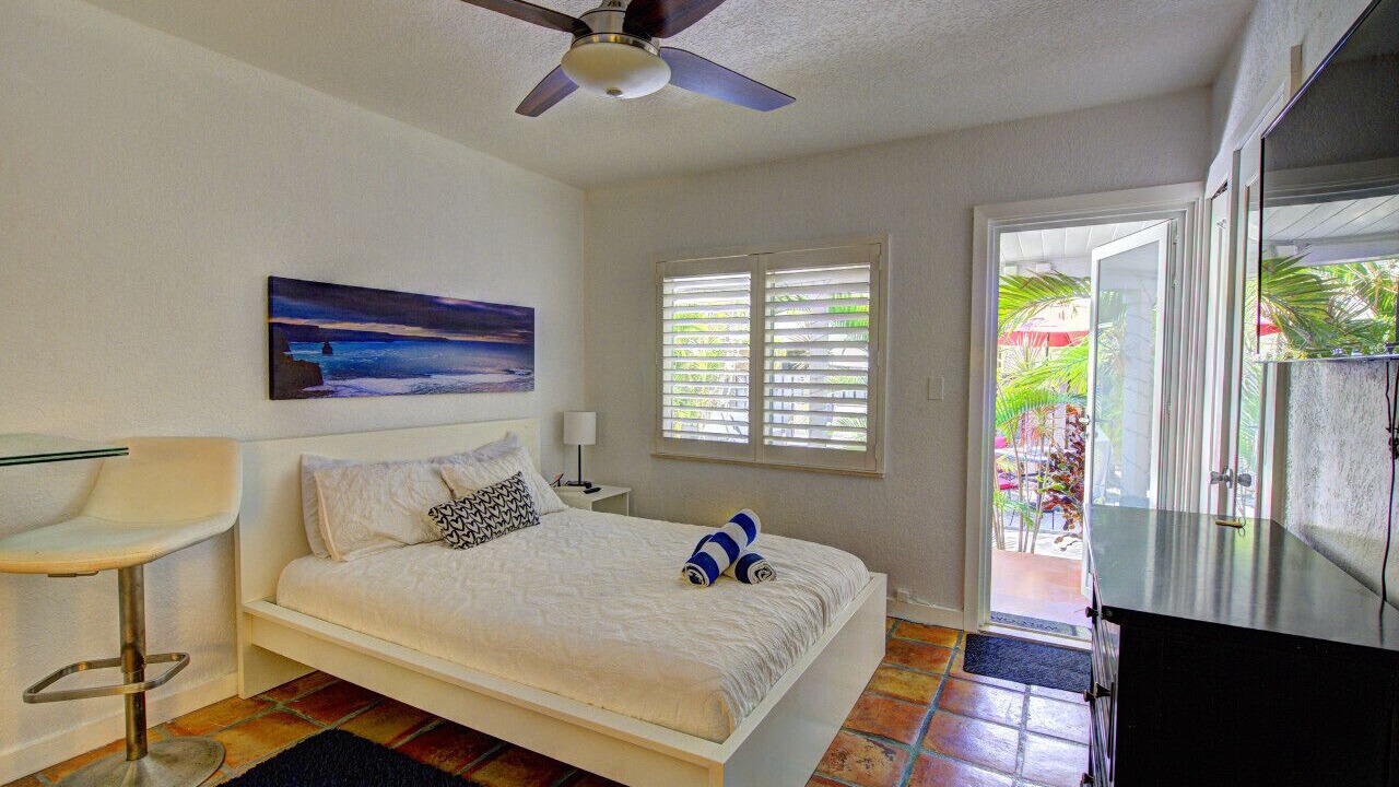 Photo of Bedroom in Hendricks and Venice Isles