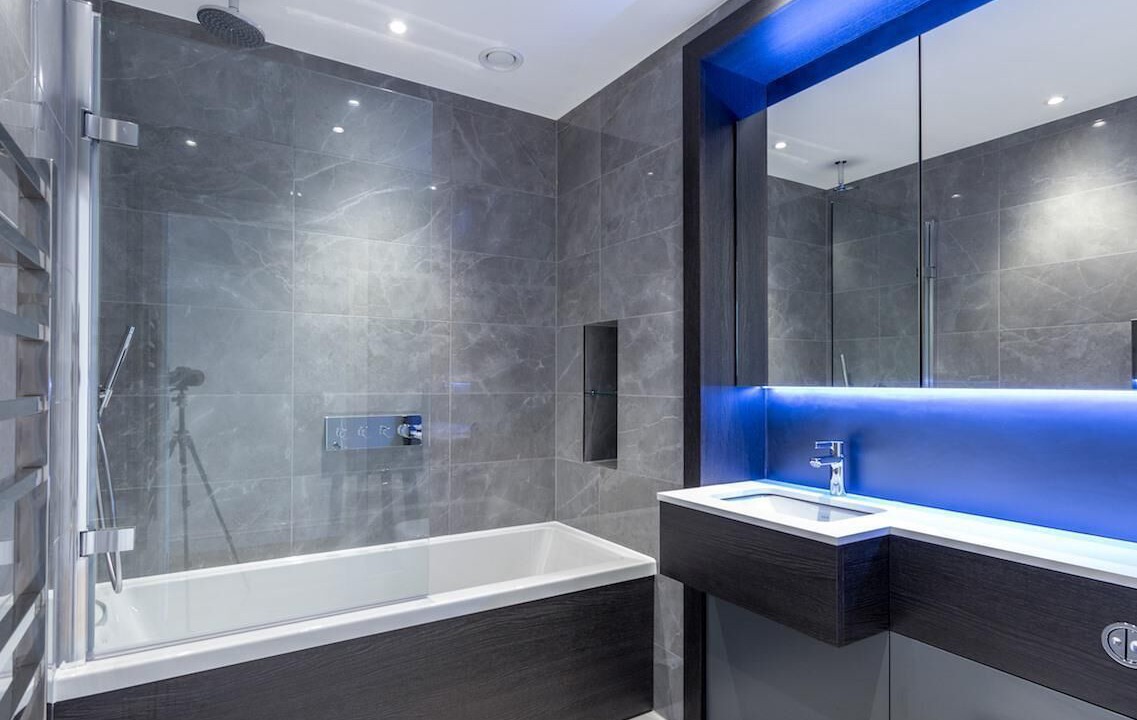 Photo of Bathroom in London Borough of Hounslow