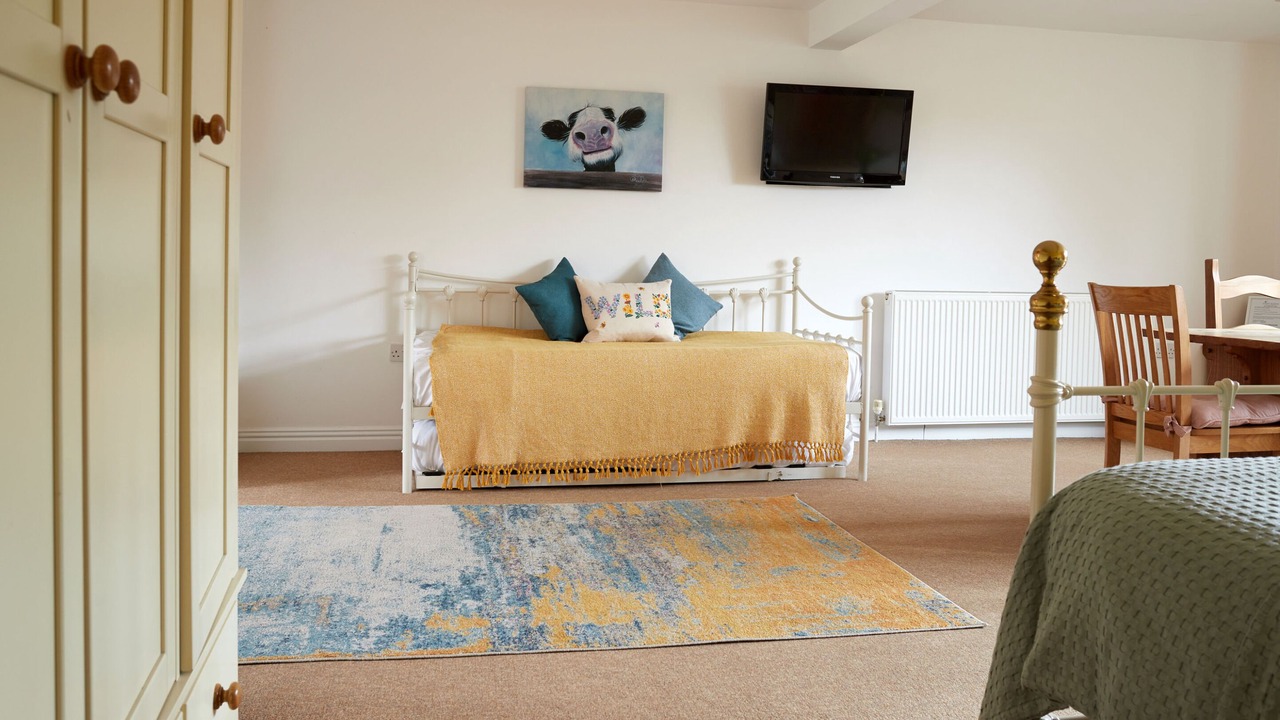 Photo of Others in Hickling