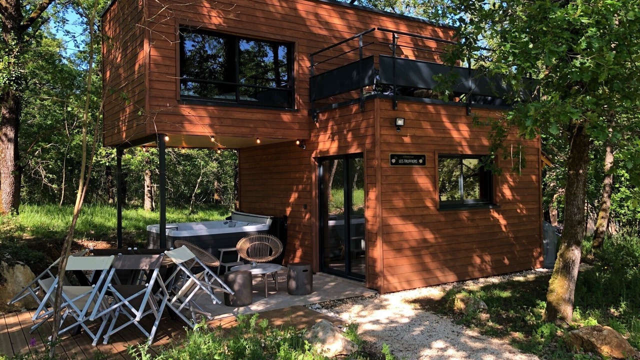 Photo of Patio Balcony in Jayac