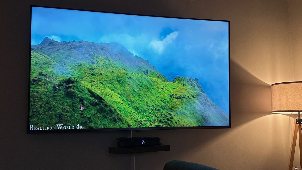 Photo of Bedroom in Winterbourne Earls