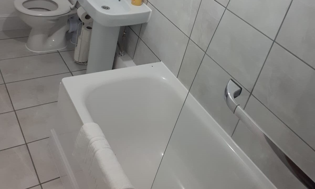 Photo of Bathroom in Tooting