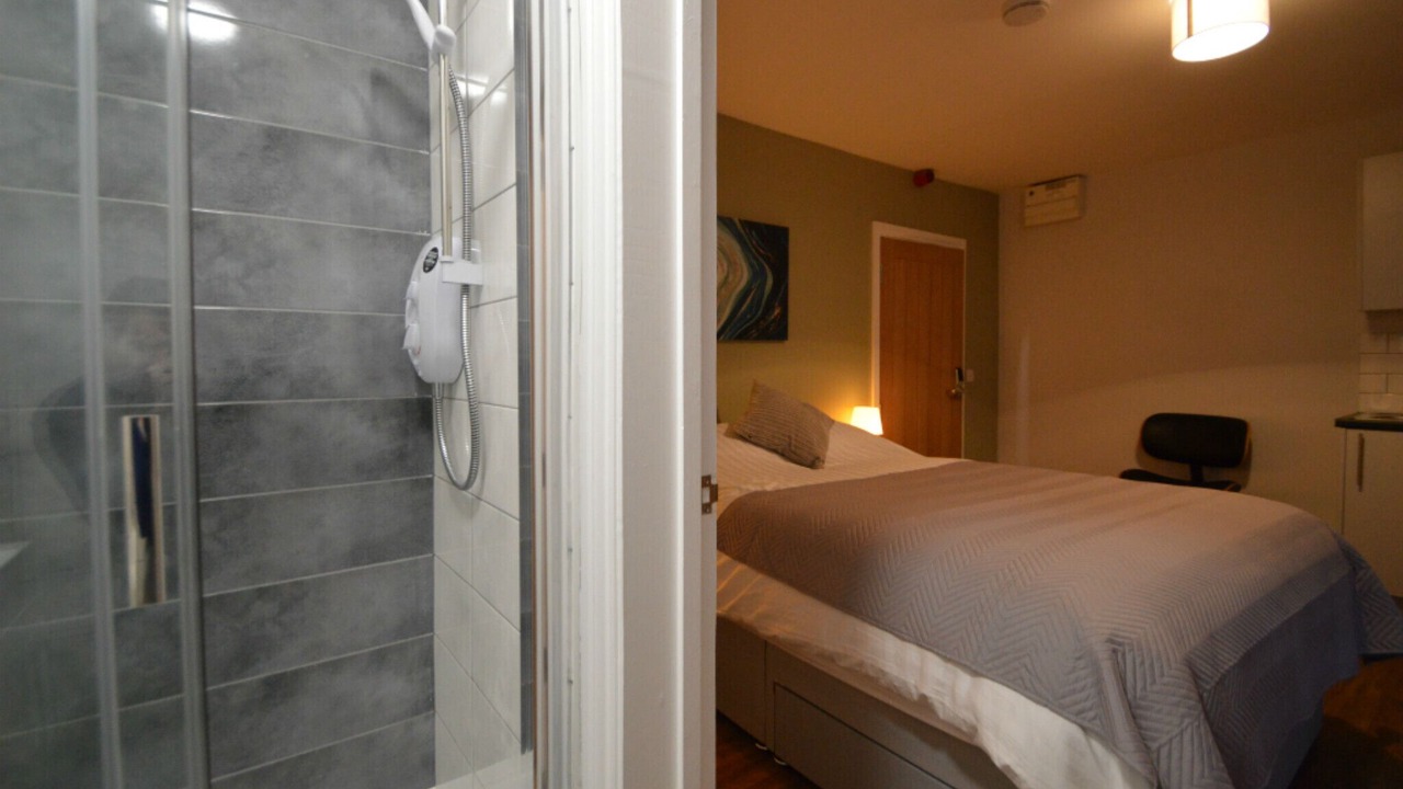 Photo of Bedroom in Newark