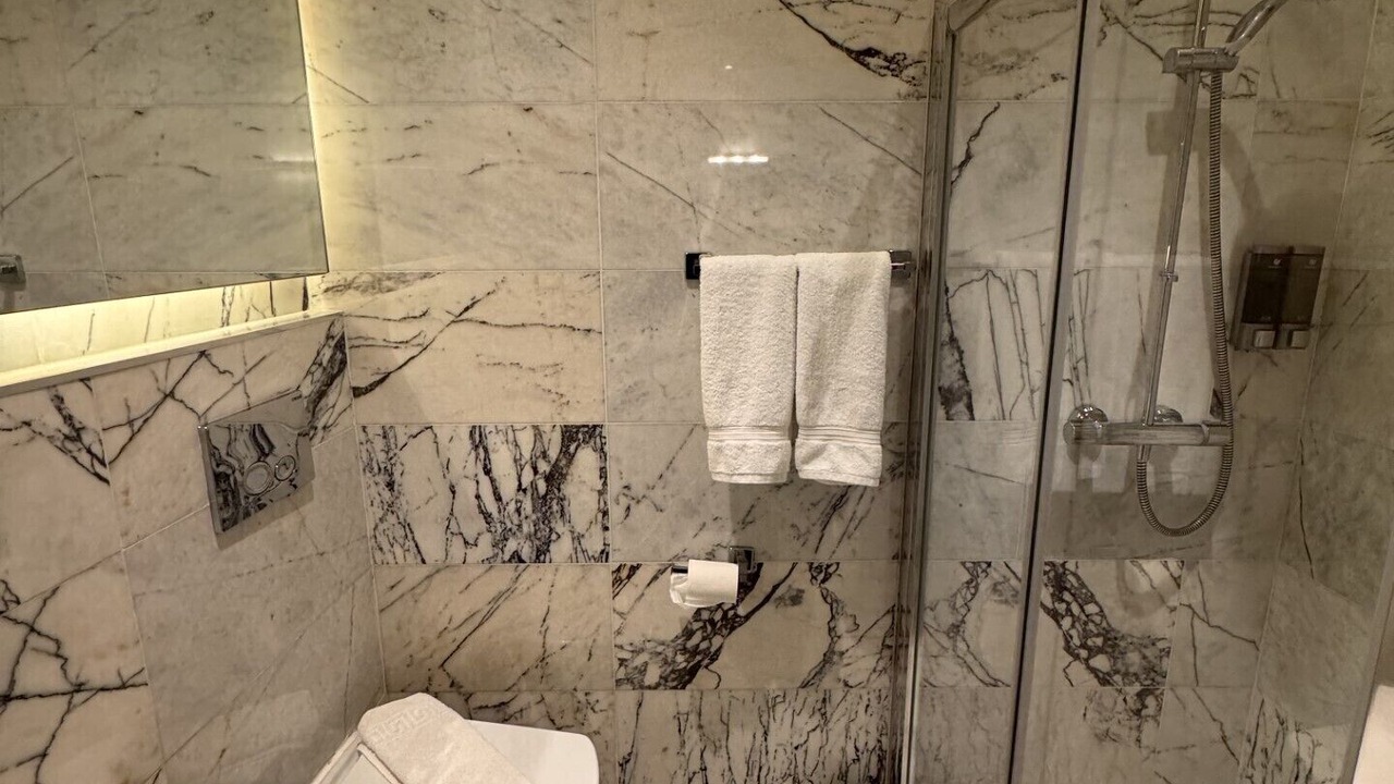 Photo of Bathroom in Bishopsgate
