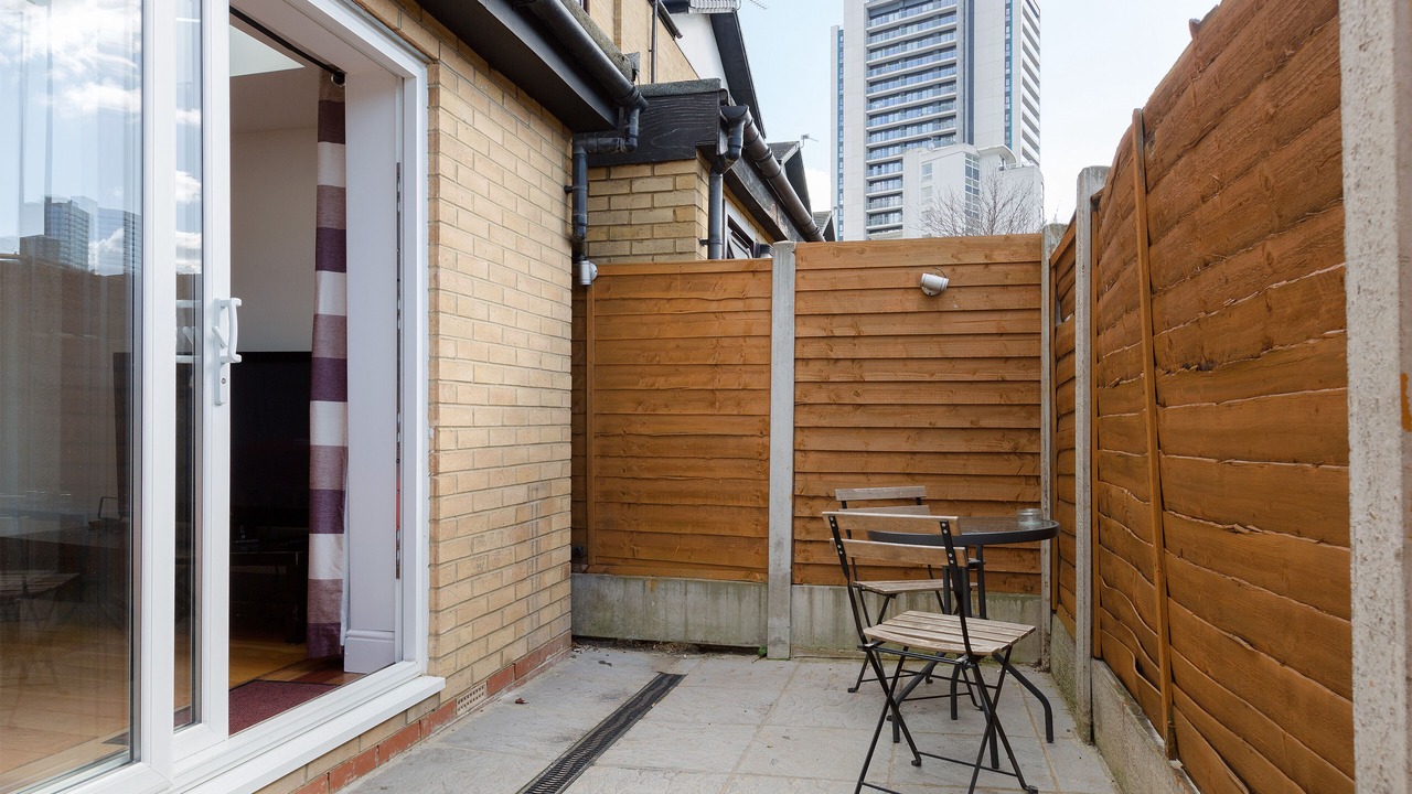 Photo of Others in Canary Wharf