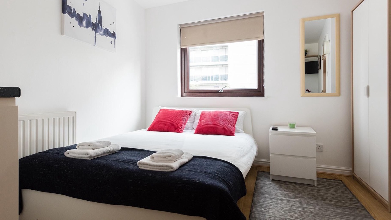 Photo of Others in Canary Wharf