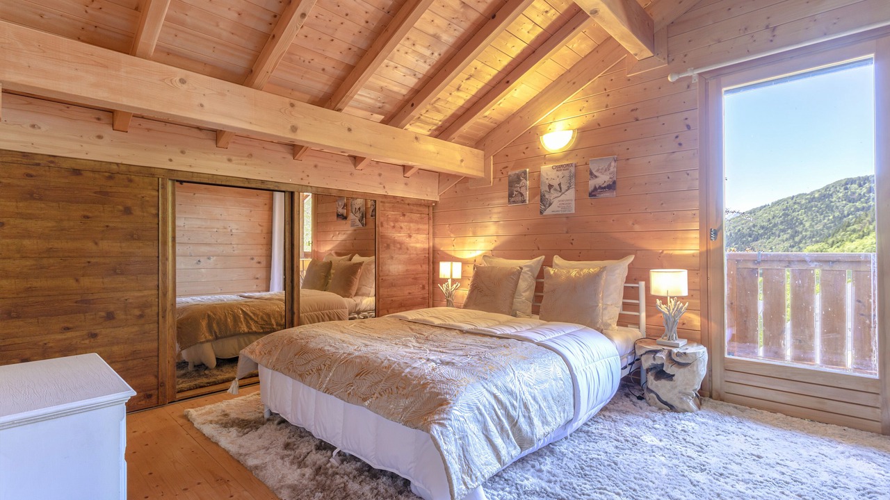 Photo of Bedroom in Montmin