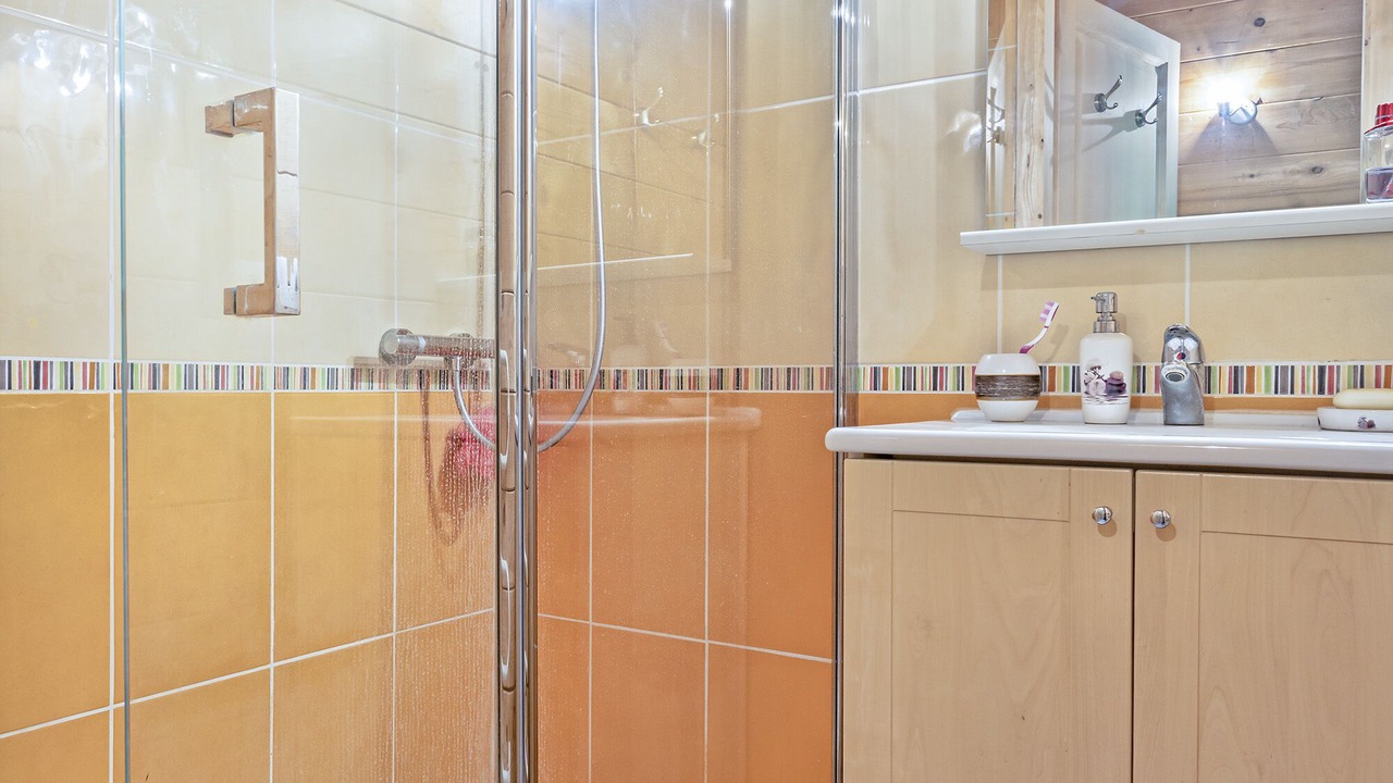 Photo of Bathroom in Montmin