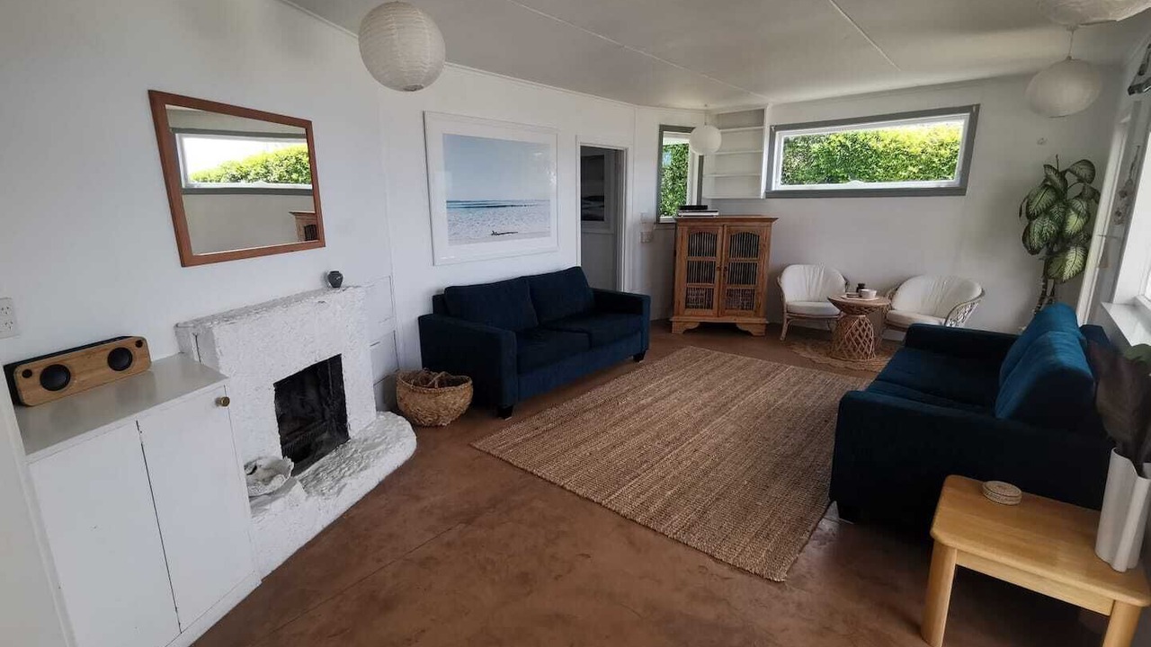 Photo of Livingroom in Coopers Beach