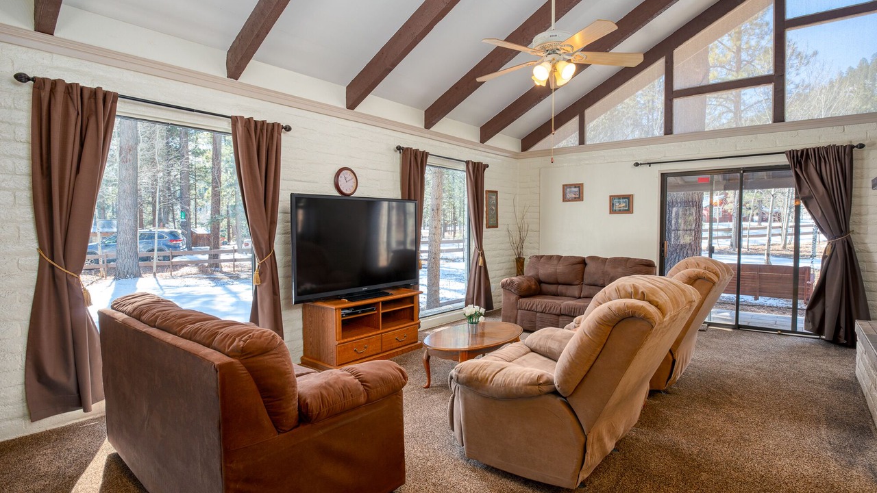 Photo of Livingroom in Greer