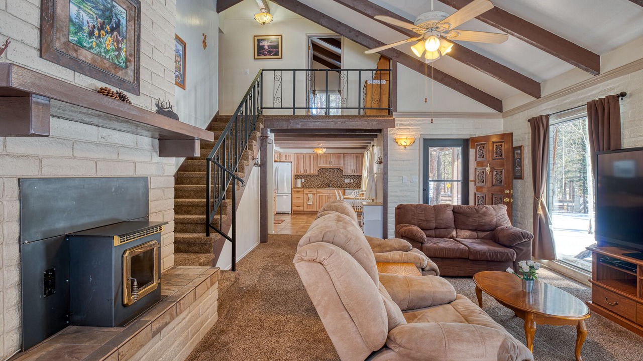 Photo of Livingroom in Greer