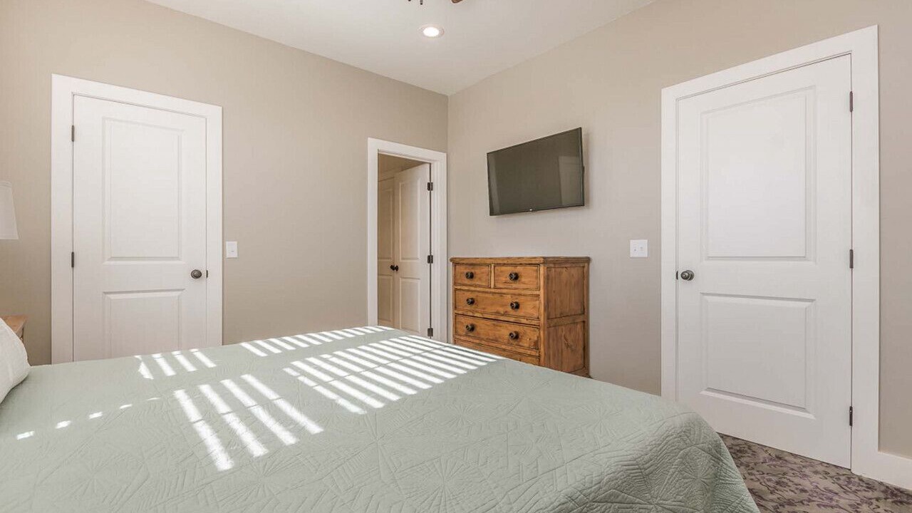 Photo of Bedroom in Canyon