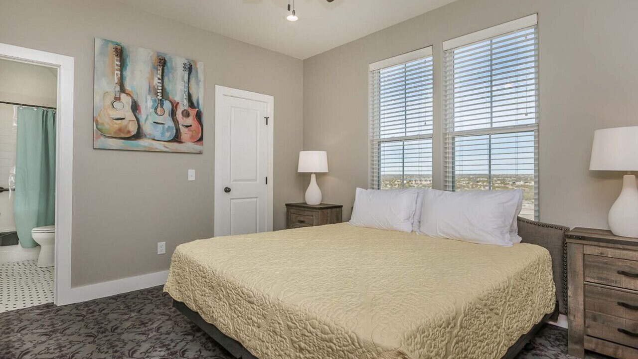 Photo of Bedroom in Canyon