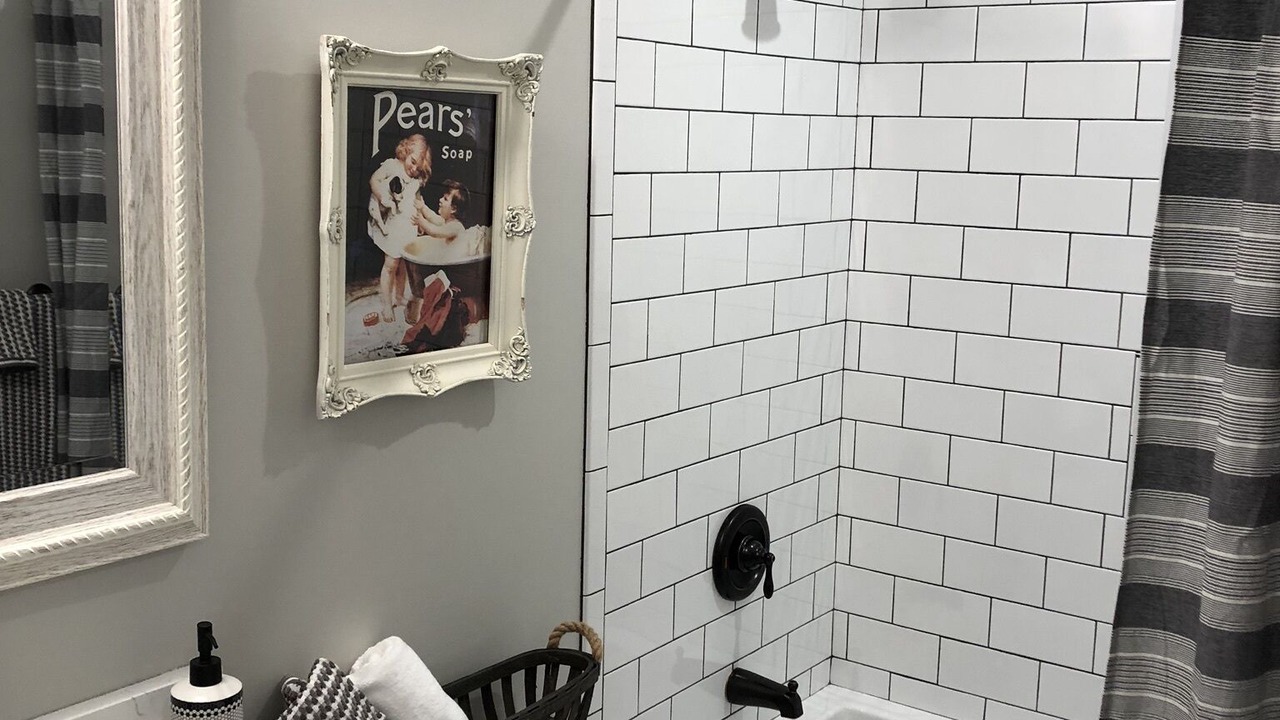 Photo of Bathroom in Etowah