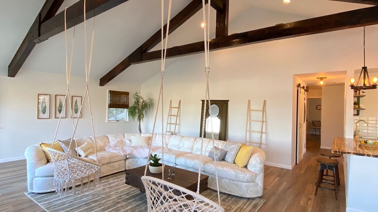 Photo of Others in Glasser