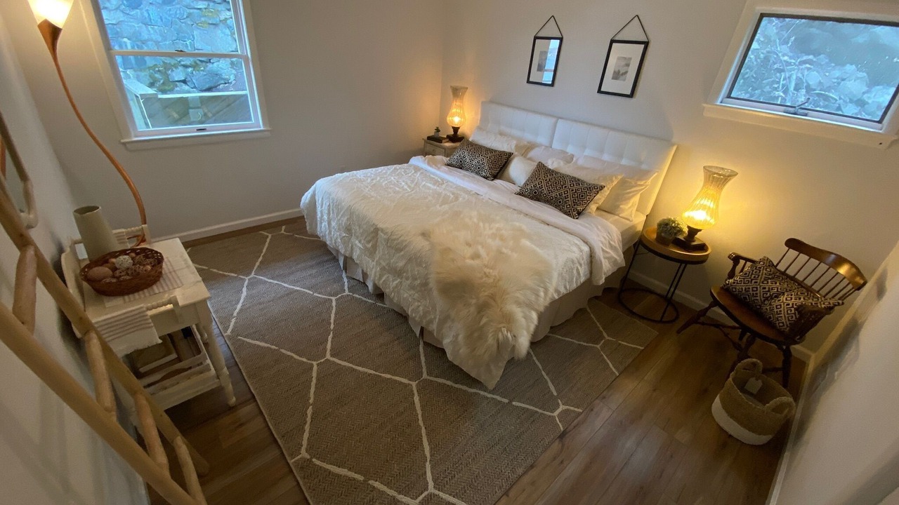 Photo of Bedroom in Glasser