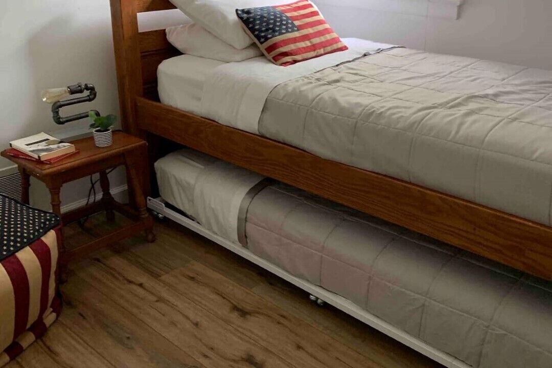 Photo of Bedroom in Glasser