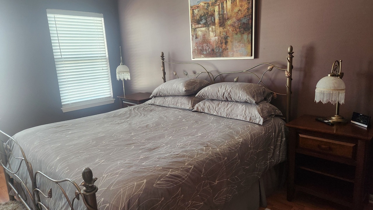 Photo of Bedroom in Itasca