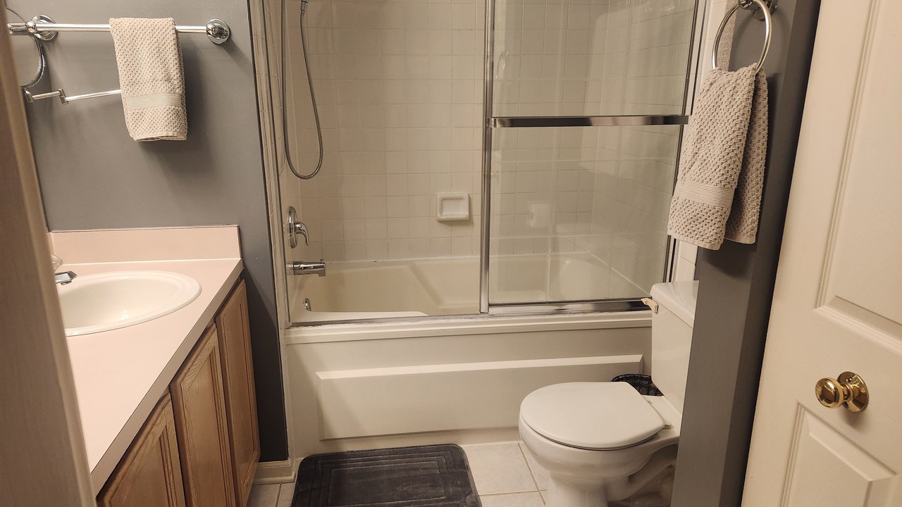 Photo of Bathroom in Itasca