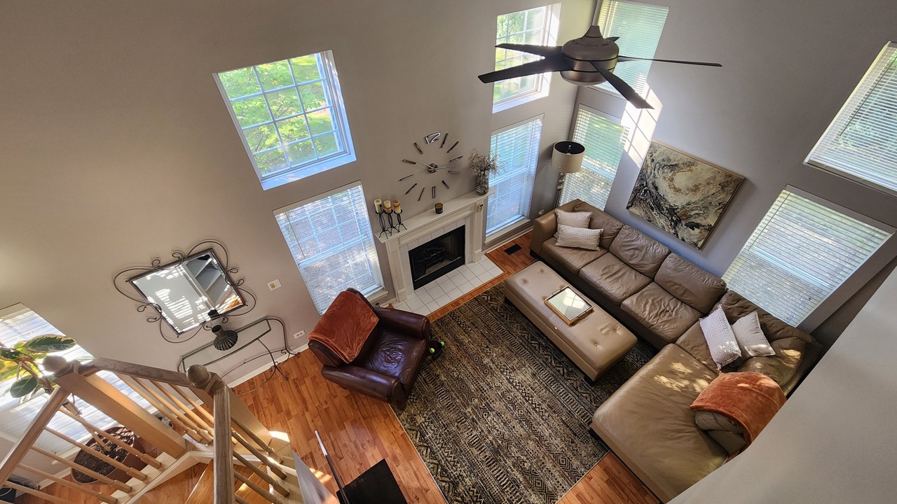 Photo of Livingroom in Itasca