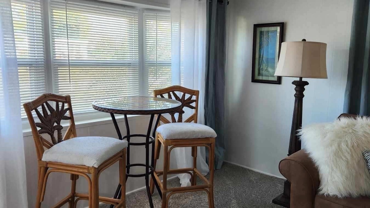 Photo of Livingroom in Englewood South