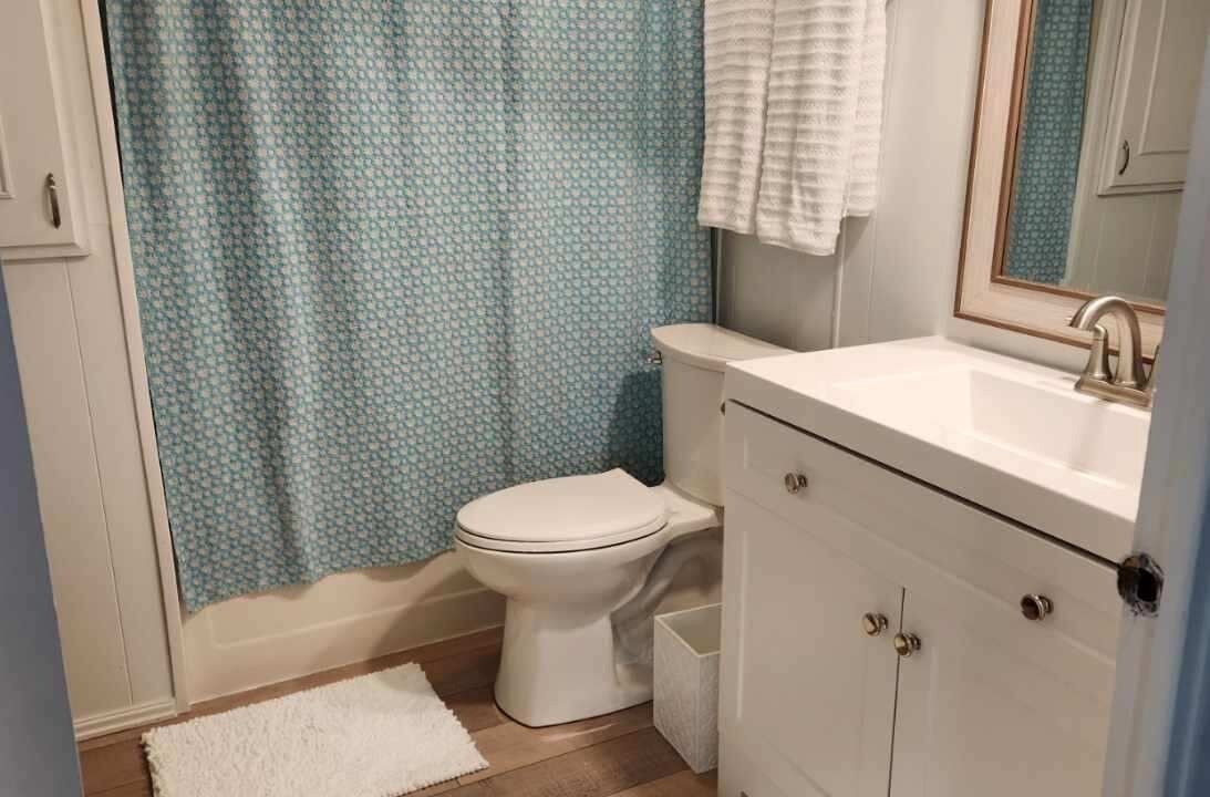 Photo of Bathroom in Englewood South