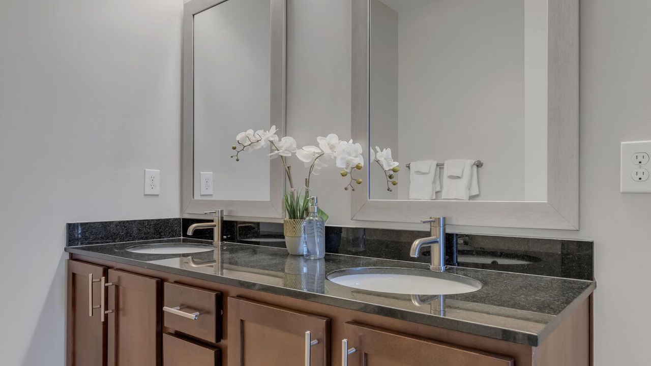 Photo of Bathroom in Sobro