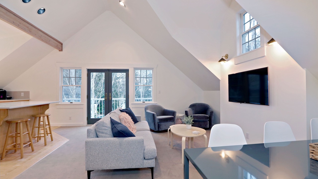 Photo of Bedroom in Hansville