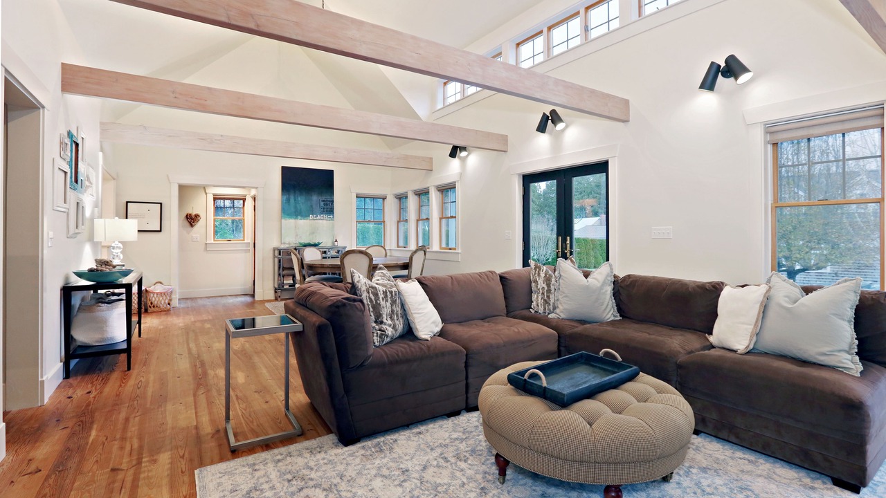 Photo of Bedroom in Hansville