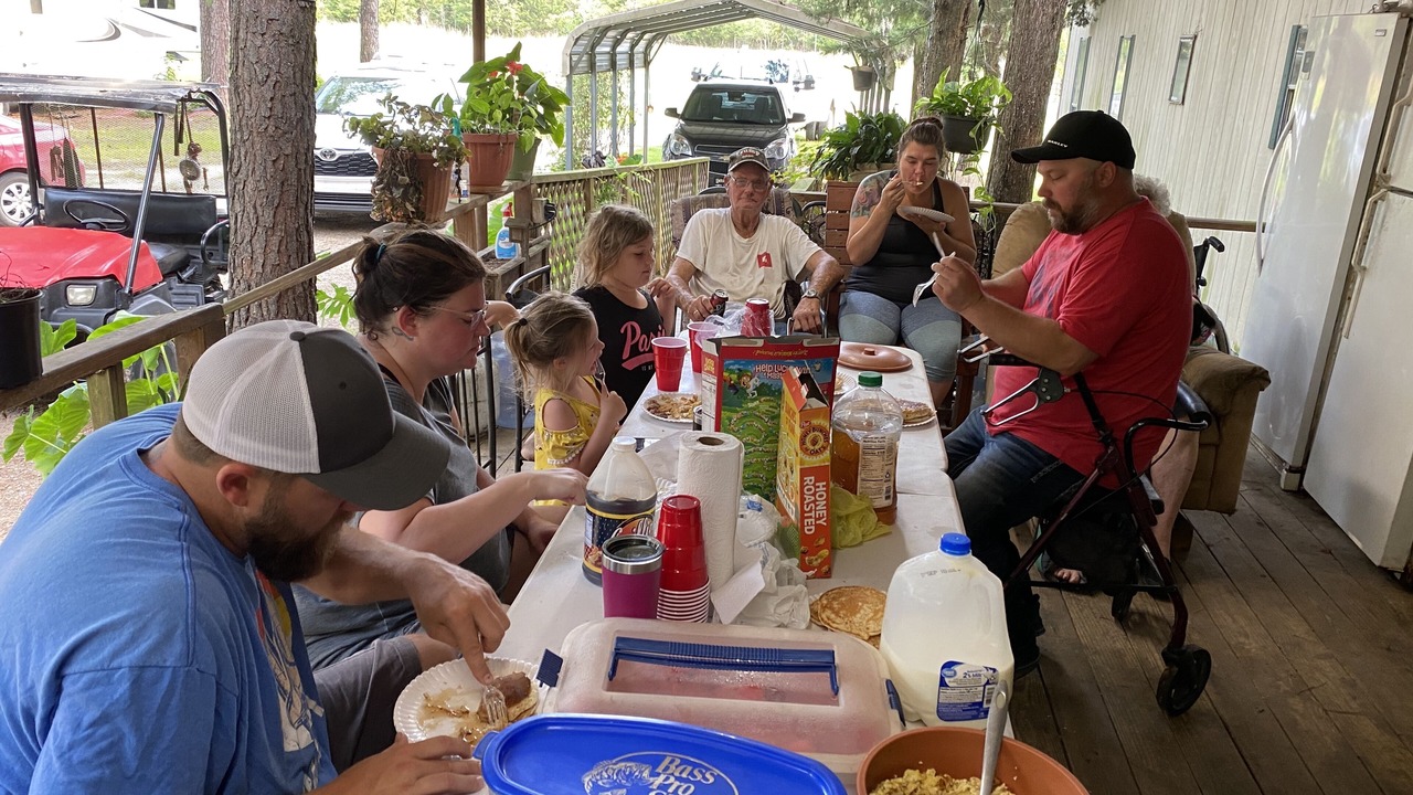 Photo of Others in Hugo