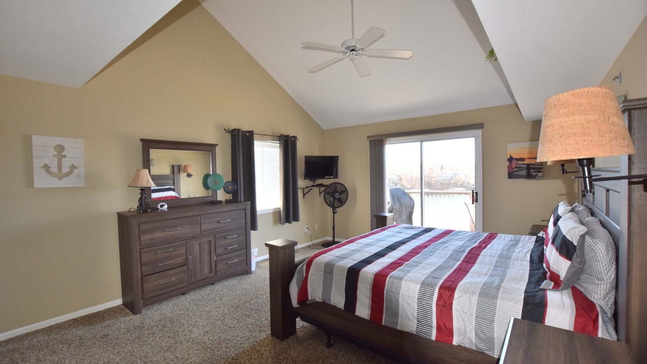 Photo of Bedroom in Osage Beach