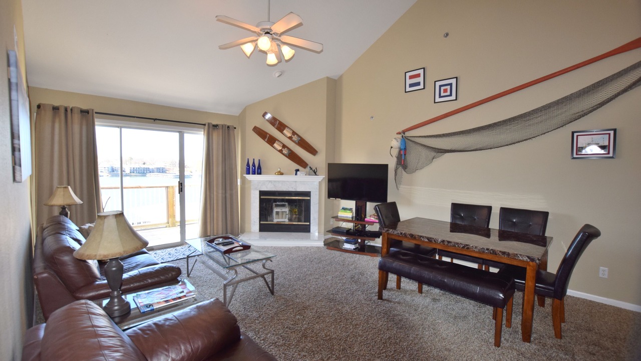Photo of Livingroom in Osage Beach