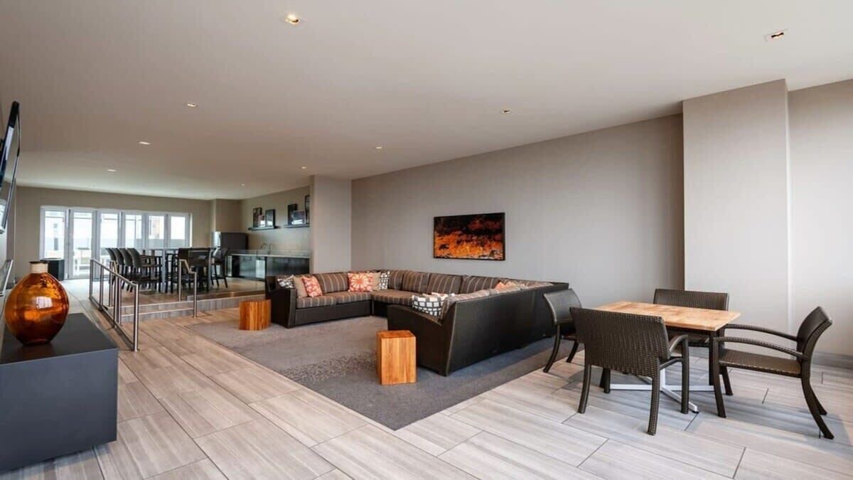 Photo of Livingroom in Downtown Dallas