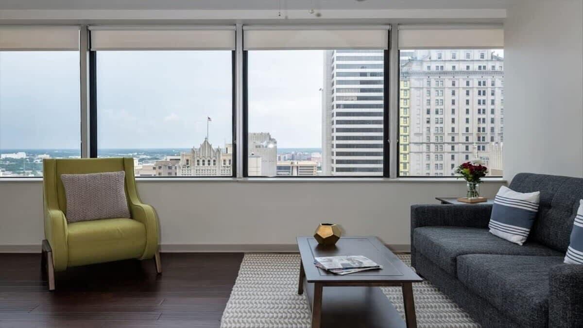 Photo of Livingroom in Downtown Dallas