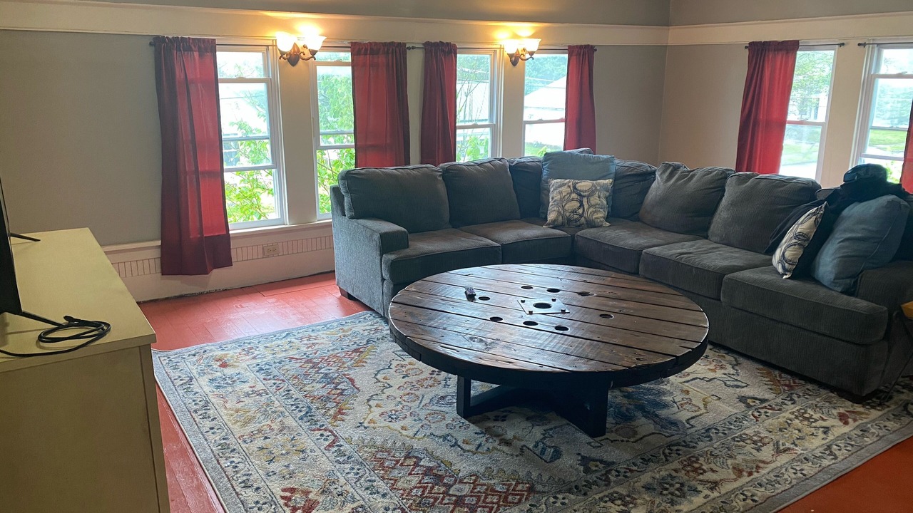 Photo of Livingroom in Webb City