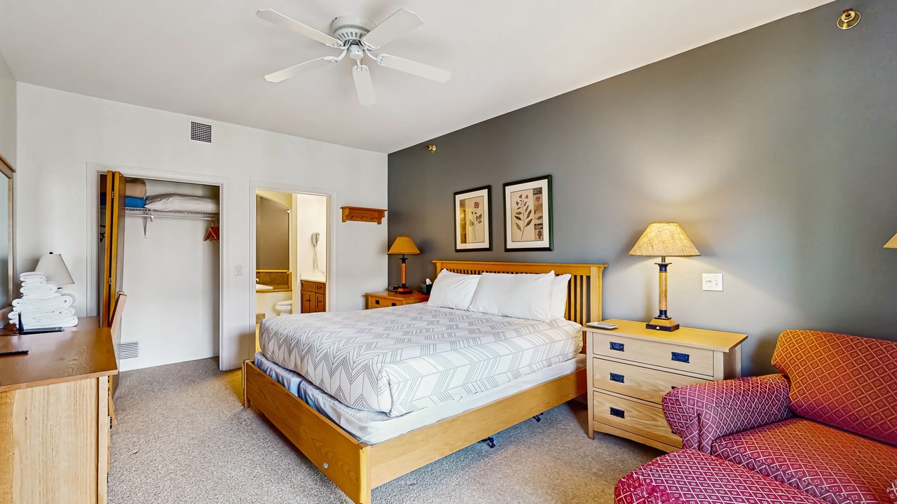 Photo of Bedroom in Jeffersonville