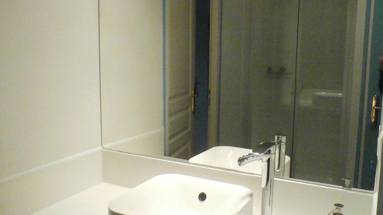 Photo of Bathroom in Amboise