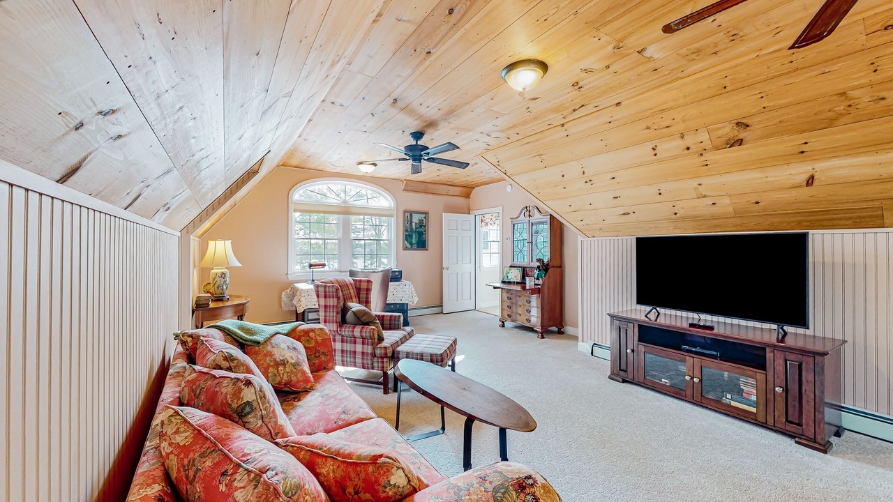 Photo of Livingroom in Westport