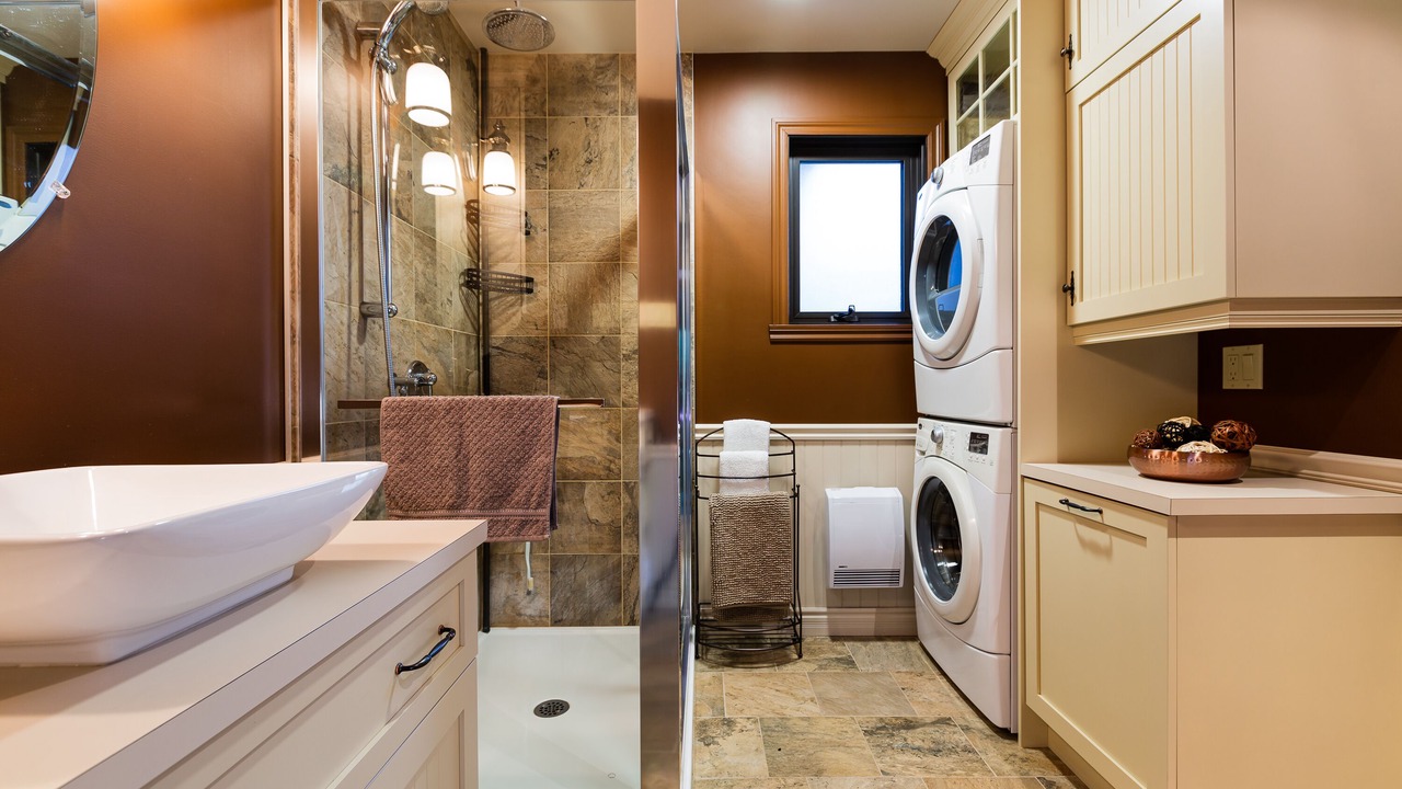 Photo of Bathroom in Chertsey